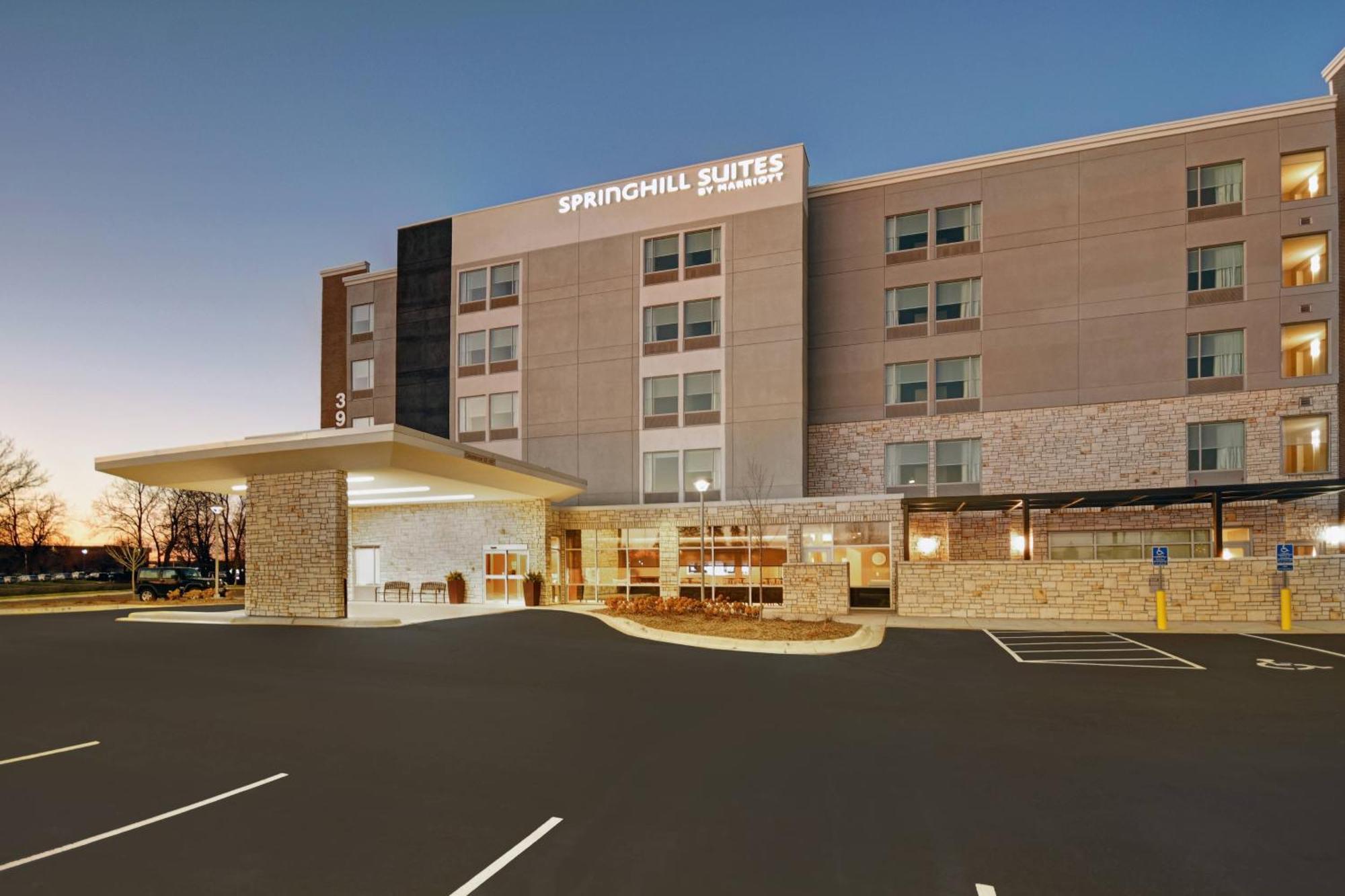 Springhill Suites By Marriott St. Paul Arden Hills Exterior photo